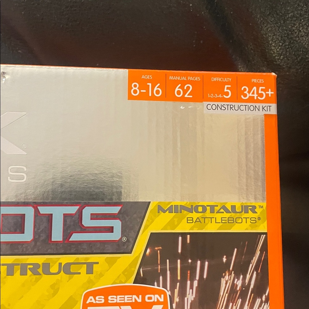 VEX Robotics BattleBots Minotaur Building Set - Black and Yellow - Picture 3 of 6